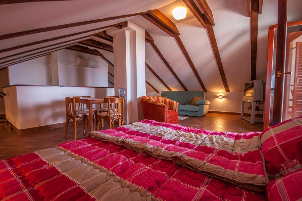 Apartman Joso Дикло Экстерьер фото